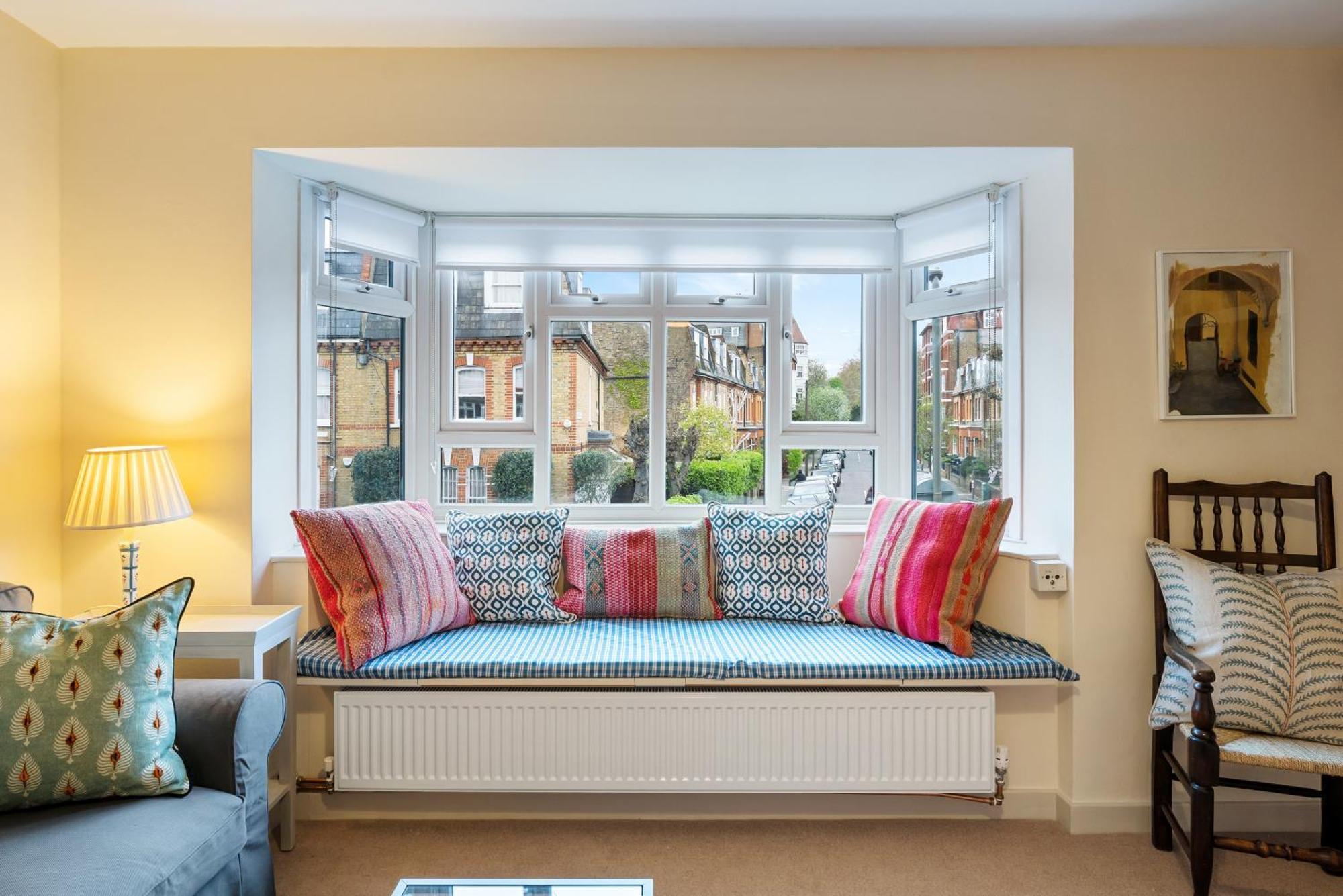 شقة Bright & Cosy Gem ~ Battersea Park View ~ King Bed لندن المظهر الخارجي الصورة