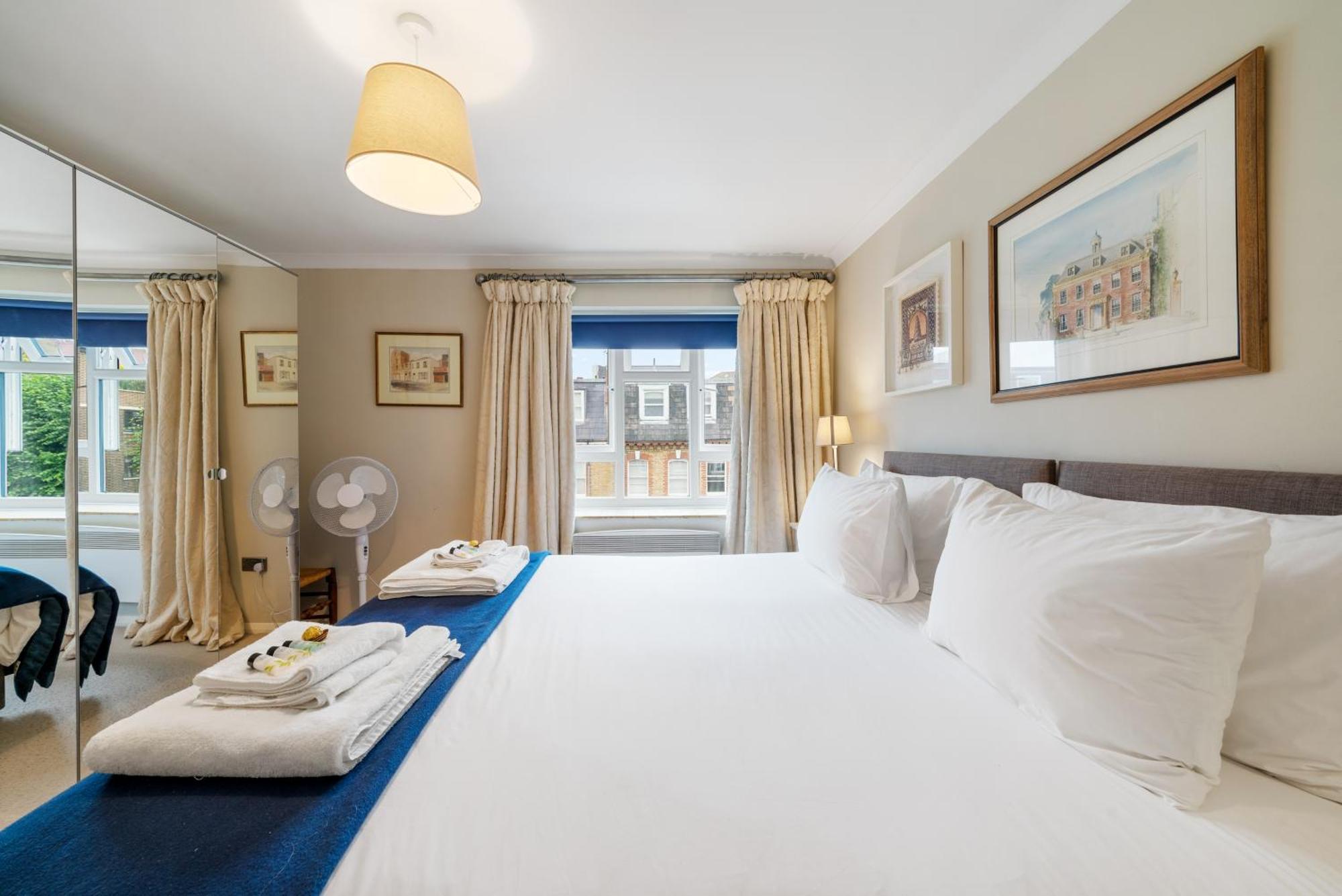 شقة Bright & Cosy Gem ~ Battersea Park View ~ King Bed لندن المظهر الخارجي الصورة