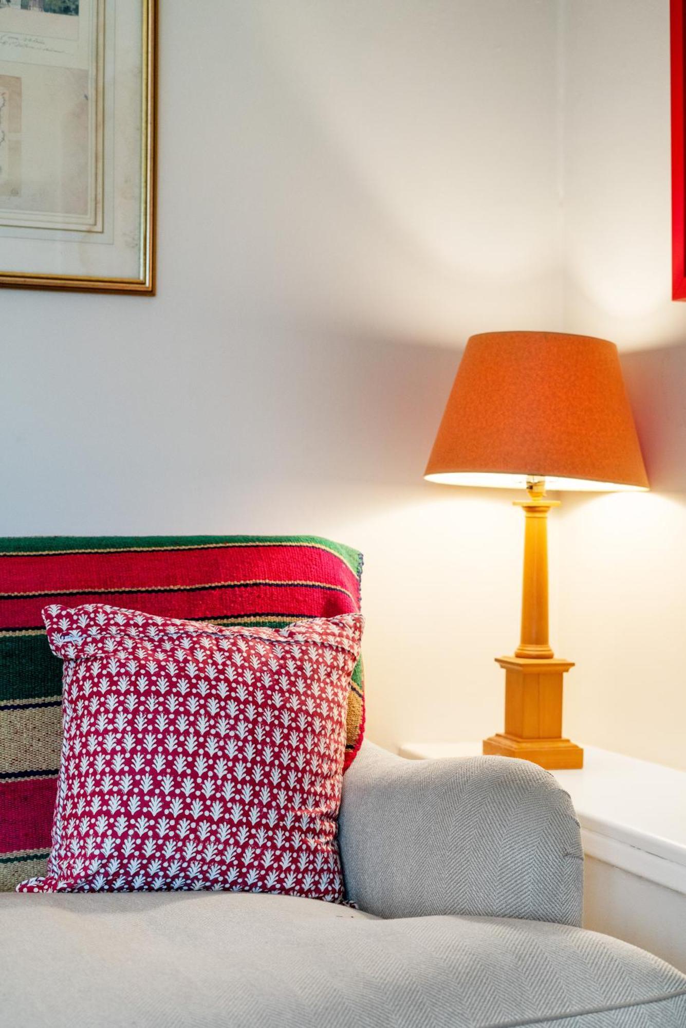 شقة Bright & Cosy Gem ~ Battersea Park View ~ King Bed لندن المظهر الخارجي الصورة